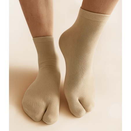 chaussettes doigt tabi japon beige coton chaussettes doigt tabi japon beige coton