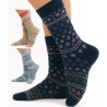chaussettes chaude en laine et soie pour femme. chaussettes motif nordique coloris foncé